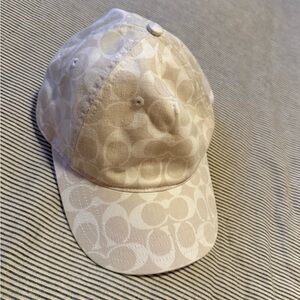 Coach Cream Signature Cap